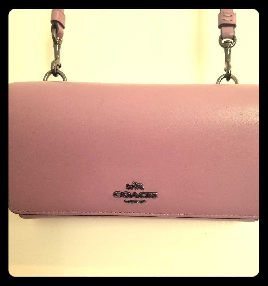 Coach crossbody clutch